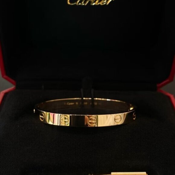 ✅Cartier Love Bracelet Rose Gold  Size 18 - Picture 4 of 6